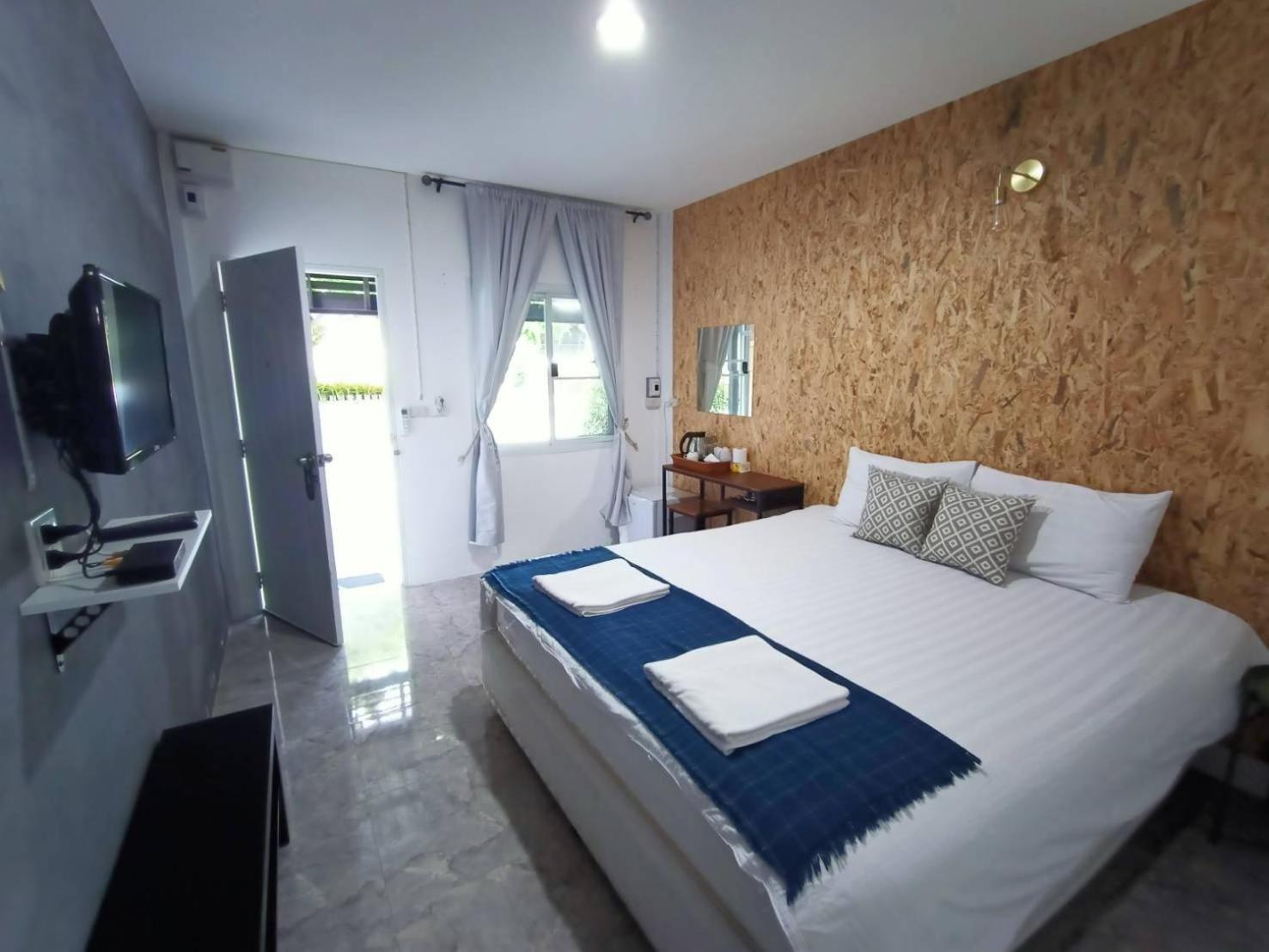 Lamoon Boutique Hotel Suphan Buri Δωμάτιο φωτογραφία